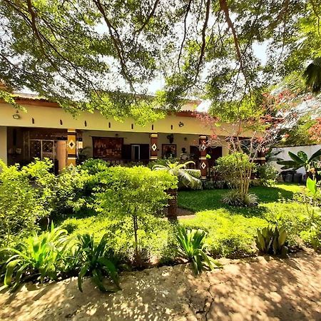 Casa Hotel Sinkiling Gambia 세레쿤다 외부 사진