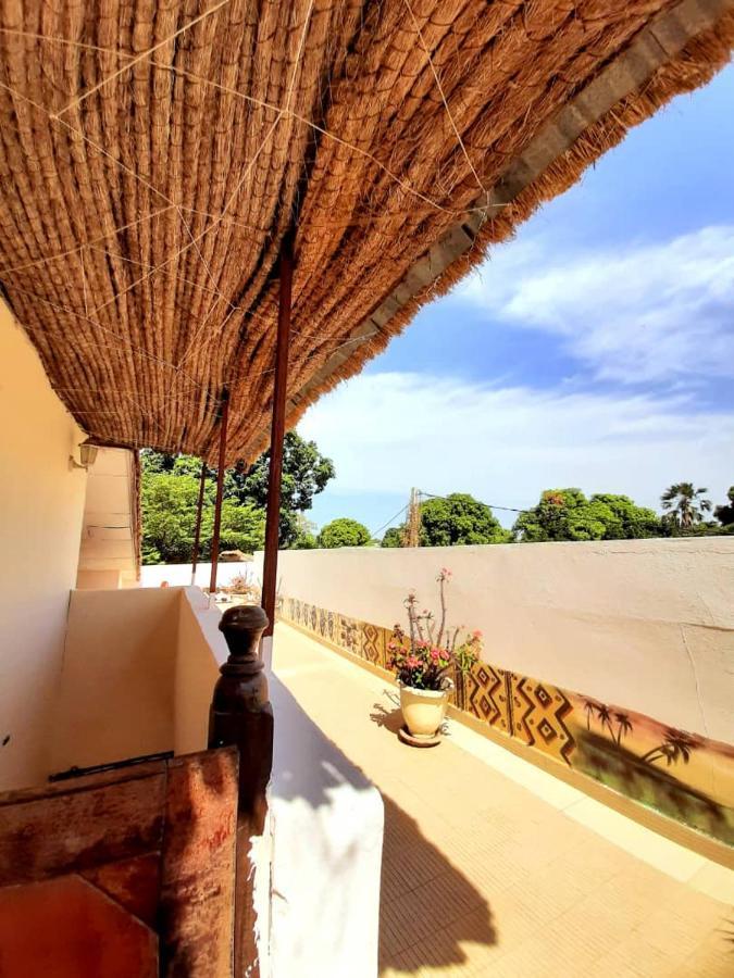 Casa Hotel Sinkiling Gambia 세레쿤다 외부 사진