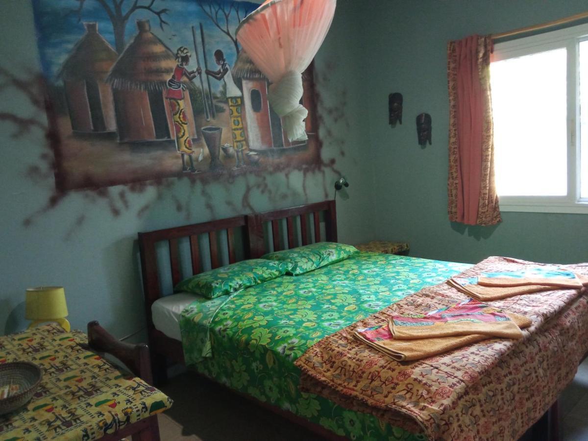 Casa Hotel Sinkiling Gambia 세레쿤다 외부 사진